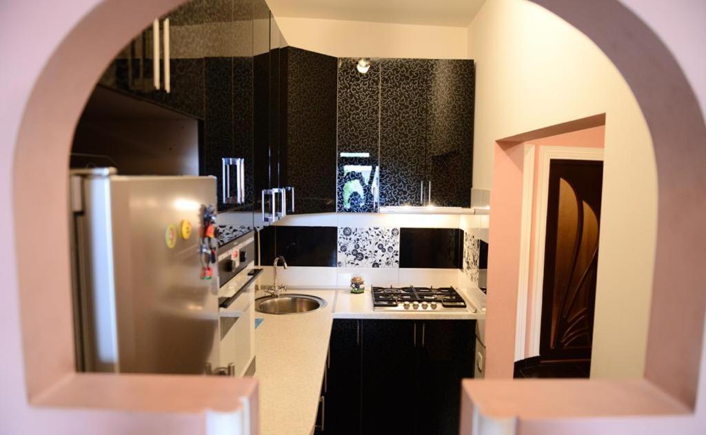 יירבאן Angel Apartments מראה חיצוני תמונה